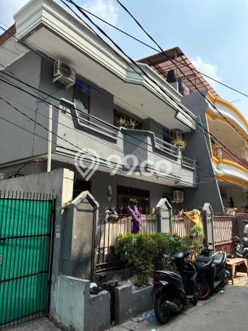 Dijual Segera Rumah Kost di Grogol, Jakarta Barat 22 Kamar Dijual Segera Rumah Kost di Grogol, Jakarta Barat 22 Kamar