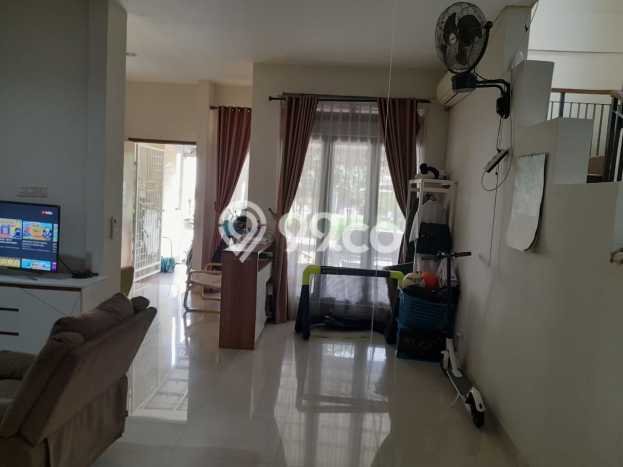 Rumah Luxury Modern Siap Huni di Tugu Depok Rumah Luxury Modern Siap Huni di Tugu Depok
