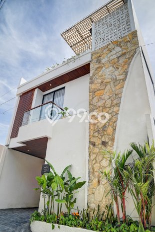 Rumah Disewakan Denpasar LT 100m2 LB 190m2 Area Sanur Rumah Disewakan Denpasar LT 100m2 LB 190m2 Area Sanur