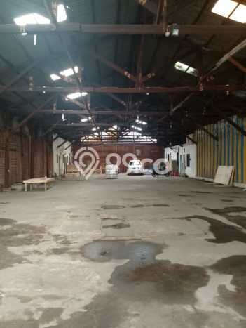 Gudang di Jatinegara, Luas 800m2m², Kawasan Bisnis Gudang di Jatinegara, Luas 800m2m², Kawasan Bisnis