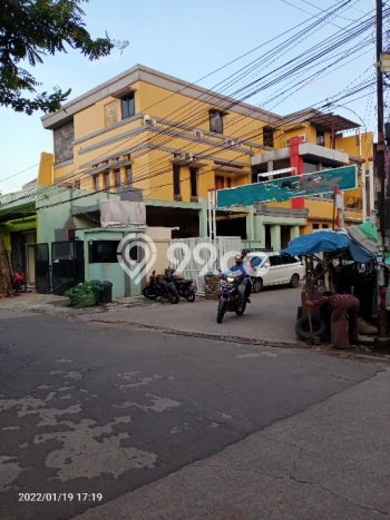 Rumah Mewah LB 750m2 Siap Pakai Desain Elegan di Kayuringin Jaya, Bekasi Rumah Mewah LB 750m2 Siap Pakai Desain Elegan di Kayuringin Jaya, Bekasi