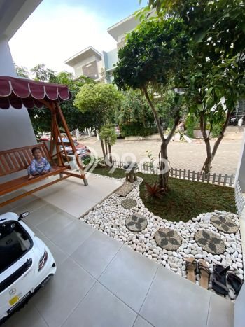 Rumah Mewah LB 180m2 Siap Pakai Desain Elegan di Pondok Kelapa, Jakarta Timur Rumah Mewah LB 180m2 Siap Pakai Desain Elegan di Pondok Kelapa, Jakarta Timur