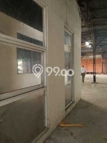Gudang di Jatinegara, Luas 800m2m², Kawasan Bisnis Gudang di Jatinegara, Luas 800m2m², Kawasan Bisnis