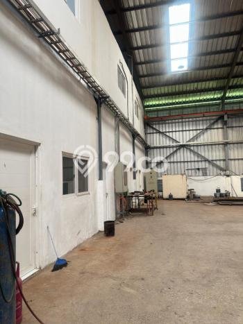 Gudang Bagus Dijual LB 2067m2 Lokasi Strategis Bekasi Area Cocok untuk Berbisnis Gudang Bagus Dijual LB 2067m2 Lokasi Strategis Bekasi Area Cocok untuk Berbisnis