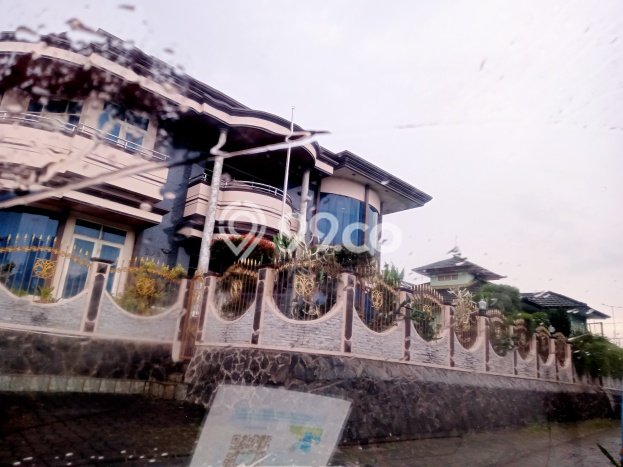 Dijual Rumah Luas Megah Dengan View Eksklusif di Kunciran, Tangerang Dijual Rumah Luas Megah Dengan View Eksklusif di Kunciran, Tangerang
