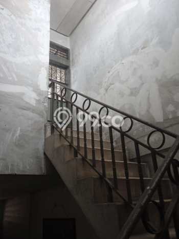 Untuk Dijual! Ruko di Roxy Jakarta Pusat LT 85m2 / LB 225m2 Kawasan Bisnis Untuk Dijual! Ruko di Roxy Jakarta Pusat LT 85m2 / LB 225m2 Kawasan Bisnis