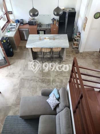 Vila Siap Huni Kawasan , Luas 350m2m², Lokasi Premium Vila Siap Huni Kawasan , Luas 350m2m², Lokasi Premium