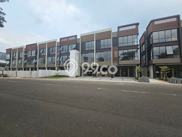 Ruko Dijual di Jakarta Utara LT 68m2 & LB 200m2 Lokasi Terbaik! Ruko Dijual di Jakarta Utara LT 68m2 & LB 200m2 Lokasi Terbaik!