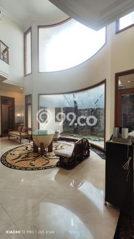 Jual Rumah Luas Megah Dengan View Eksklusif di Setiabudi, Bandung Jual Rumah Luas Megah Dengan View Eksklusif di Setiabudi, Bandung