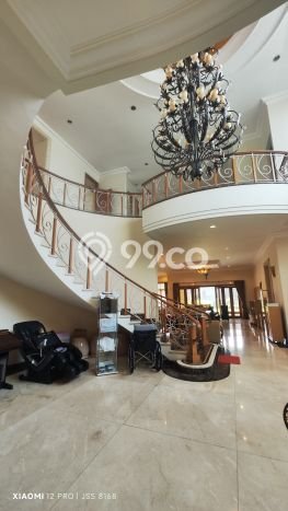 Jual Rumah Luas Megah Dengan View Eksklusif di Setiabudi, Bandung Jual Rumah Luas Megah Dengan View Eksklusif di Setiabudi, Bandung