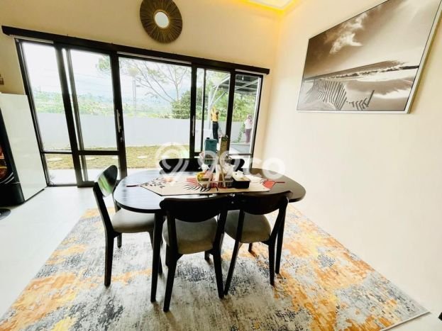 HOT DEAL! Vila di , Area 319m2m², Lokasi Strategis HOT DEAL! Vila di , Area 319m2m², Lokasi Strategis