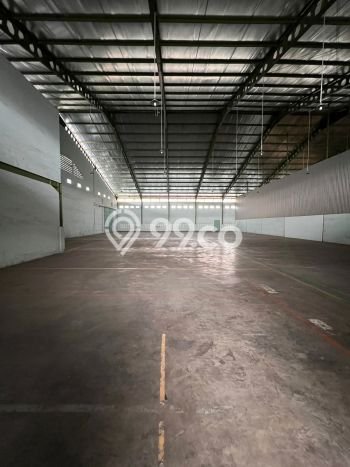 Disewakan Gudang di Kawasan Ramai Soekarno Hatta Luas 1139m2 Disewakan Gudang di Kawasan Ramai Soekarno Hatta Luas 1139m2
