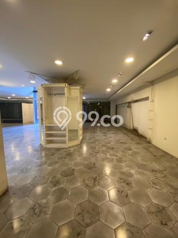 Unit Komersial Paling Strategis di Sukajadi Bandung dengan LB 500m2 Unit Komersial Paling Strategis di Sukajadi Bandung dengan LB 500m2