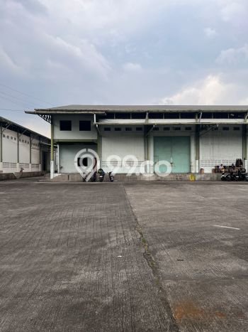 Disewakan Gudang di Kawasan Ramai Soekarno Hatta Luas 1139m2 Disewakan Gudang di Kawasan Ramai Soekarno Hatta Luas 1139m2