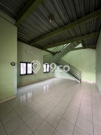 Disewakan Gudang di Kawasan Ramai Soekarno Hatta Luas 1139m2 Disewakan Gudang di Kawasan Ramai Soekarno Hatta Luas 1139m2