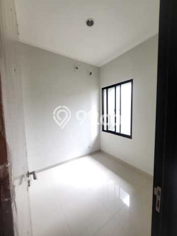 Lokasi strategis! Rumah siap huni dikontrakkan di Cikupa LB 92m2 Lokasi strategis! Rumah siap huni dikontrakkan di Cikupa LB 92m2