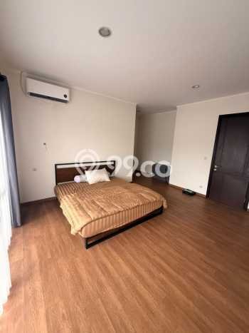 Rumah Modern 3 Kamar LT 120m2 di Suvarna Sutera Rumah Modern 3 Kamar LT 120m2 di Suvarna Sutera