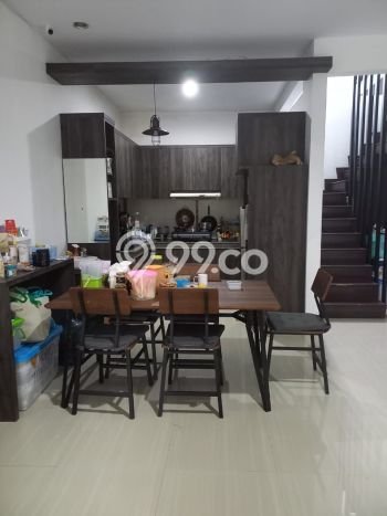 For Sale Rumah 3 Kamar Lokasi Strategis Bagus dan Strategis di Kiaracondong For Sale Rumah 3 Kamar Lokasi Strategis Bagus dan Strategis di Kiaracondong