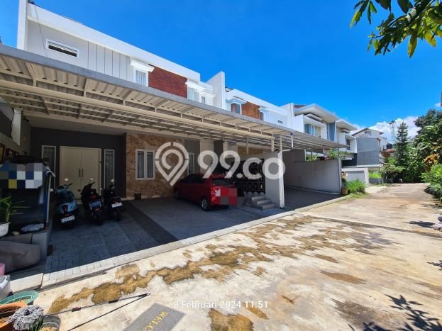 Rumah Elit Modern Tanpa Renovasi di Setra Duta Bandung Rumah Elit Modern Tanpa Renovasi di Setra Duta Bandung