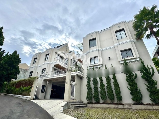 Rumah Minimalis 4 KT LT 76m2 di Setra Duta Rumah Minimalis 4 KT LT 76m2 di Setra Duta