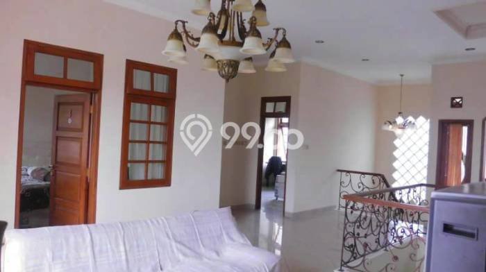 Disewakan! Rumah 6 Kamar Tidur &
4 Kamar Mandi di Sarijadi, Bandung Disewakan! Rumah 6 Kamar Tidur &
4 Kamar Mandi di Sarijadi, Bandung