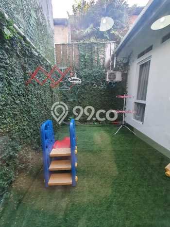 Dijual Rumah 4 Kamar Lokasi Ideal Nyaman dan Strategis di Kiaracondong Dijual Rumah 4 Kamar Lokasi Ideal Nyaman dan Strategis di Kiaracondong