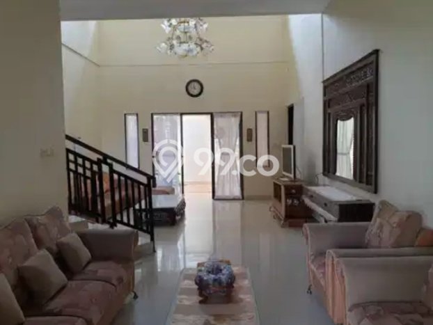 Jarang Ada! Rumah Sewa 6 Kamar Bagus Siap Huni Setiabudi Jarang Ada! Rumah Sewa 6 Kamar Bagus Siap Huni Setiabudi