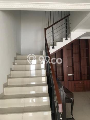 Rumah Luxury Modern Siap Huni di Cigadung Bandung Rumah Luxury Modern Siap Huni di Cigadung Bandung