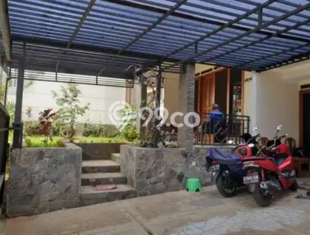 Jarang Ada! Rumah Sewa 6 Kamar Bagus Siap Huni Setiabudi Jarang Ada! Rumah Sewa 6 Kamar Bagus Siap Huni Setiabudi