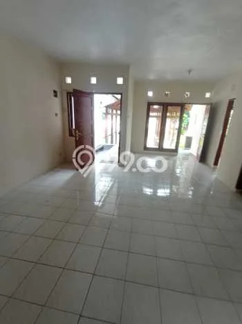 Dijual Rumah Siap Huni di Arcamanik Bandung Harga Rp 1,7 Juta LT 126m2 Dijual Rumah Siap Huni di Arcamanik Bandung Harga Rp 1,7 Juta LT 126m2