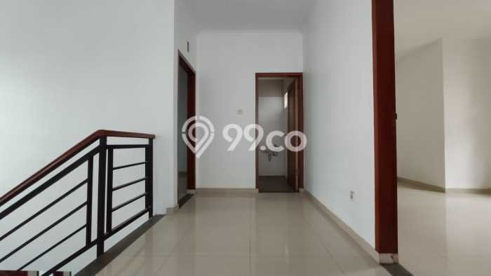 Dijual Cepat Rumah Favorit Siap Huni LB 180m2 di Coblong, Bandung Dijual Cepat Rumah Favorit Siap Huni LB 180m2 di Coblong, Bandung
