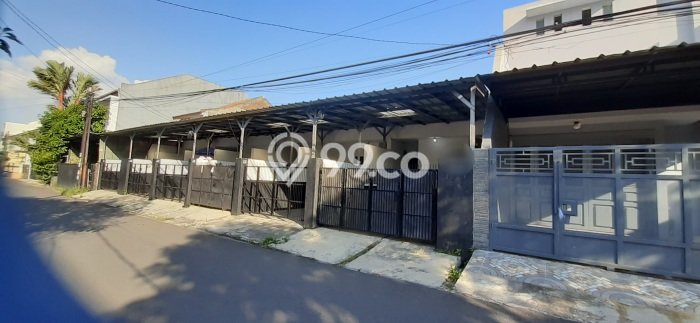 Cocok Untuk Investasi! Dijual Kost di Turangga 12 Kamar Cocok Untuk Investasi! Dijual Kost di Turangga 12 Kamar