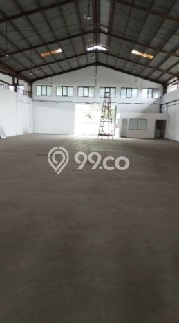 Unit Gudang Disewakan di Batu Ceper di Area Ramai & Strategis Unit Gudang Disewakan di Batu Ceper di Area Ramai & Strategis