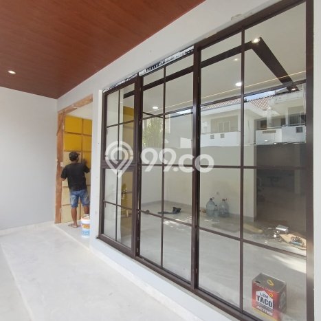 Siap Huni Rumah Mewah 4 Kamar di Cengkareng Dekat ke Mana Saja Siap Huni Rumah Mewah 4 Kamar di Cengkareng Dekat ke Mana Saja