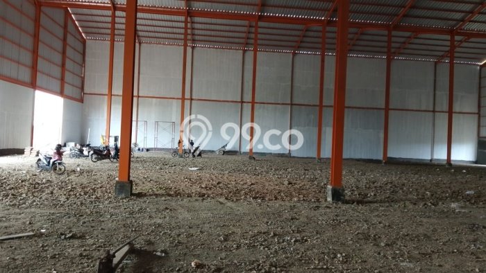 Unit Gudang Disewakan di Teluk Naga di Area Ramai & Strategis Unit Gudang Disewakan di Teluk Naga di Area Ramai & Strategis