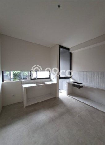 Hunian Mewah LB 199m2 Siap Pakai Desain Elegan di Joglo, Jakarta Barat Hunian Mewah LB 199m2 Siap Pakai Desain Elegan di Joglo, Jakarta Barat