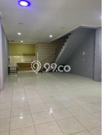 Sewa Rumah Strategis di Tomang LT 80m2 / LB 150m2 Kondisi Bagus Sewa Rumah Strategis di Tomang LT 80m2 / LB 150m2 Kondisi Bagus
