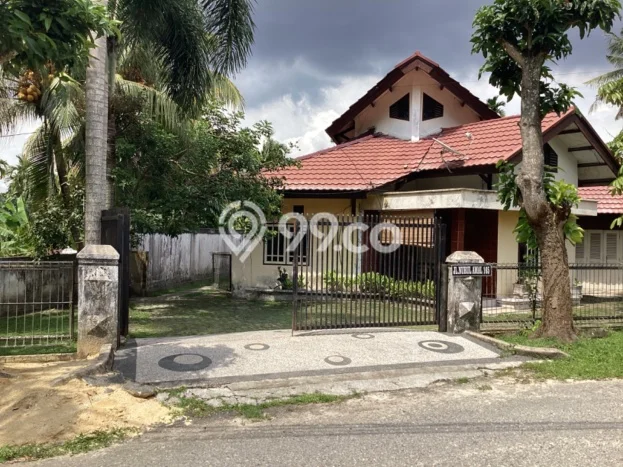 Hunian Cantik Modern Lb 260m2 di Marpoyan Damai, Pekanbaru Hunian Cantik Modern Lb 260m2 di Marpoyan Damai, Pekanbaru