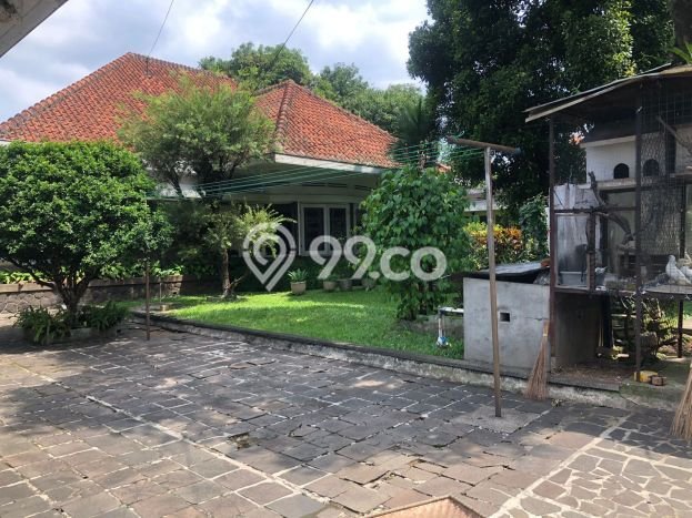 Rumah Elit LB 1000m2 Siap Pakai Desain Elegan di Bandung Kota, Bandung Rumah Elit LB 1000m2 Siap Pakai Desain Elegan di Bandung Kota, Bandung