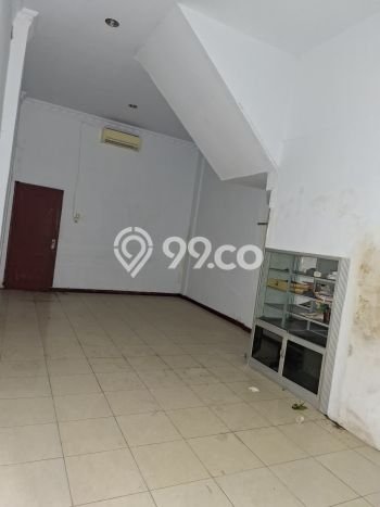 Ruko Strategis di Medan Barat, Luas 64m², Area Niaga Ruko Strategis di Medan Barat, Luas 64m², Area Niaga