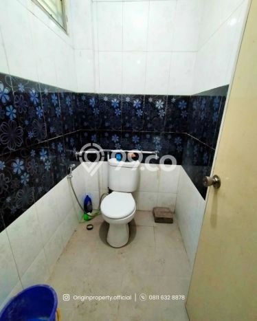 Area Ramai! Ruko Dijual di Medan Polonia untuk Bisnis Luas Bangunan 192m2 Area Ramai! Ruko Dijual di Medan Polonia untuk Bisnis Luas Bangunan 192m2