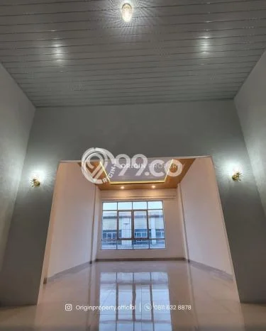 KAWASAN KOMERSIAL! Ruko For Rent Kawasan Medan Polonia, Luas 256m², Lokasi Strategis KAWASAN KOMERSIAL! Ruko For Rent Kawasan Medan Polonia, Luas 256m², Lokasi Strategis