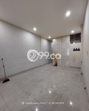 PRIME LOCATION! Ruko Kawasan Medan Tembung, Luas 64m², Kawasan Komersial, Posisi Strategis PRIME LOCATION! Ruko Kawasan Medan Tembung, Luas 64m², Kawasan Komersial, Posisi Strategis