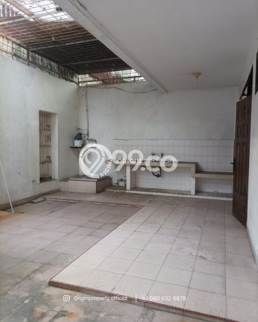 Rumah di Medan Kota, Akses ke Fasilitas, 4 KM, LT 248m² Bangunan 168m² Rumah di Medan Kota, Akses ke Fasilitas, 4 KM, LT 248m² Bangunan 168m²