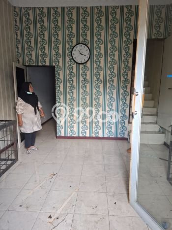 Ruko Strategis di Medan Barat, Luas 64m², Area Niaga Ruko Strategis di Medan Barat, Luas 64m², Area Niaga