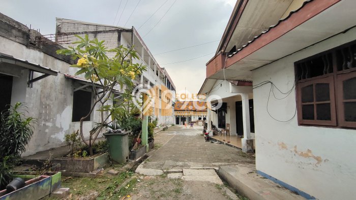 Lokasi Strategis! Dijual Komersial Bisnis di Sawangan, Depok Kondisi Baik Lokasi Strategis! Dijual Komersial Bisnis di Sawangan, Depok Kondisi Baik
