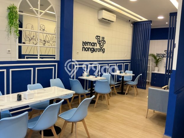 Ruko Dijual di Prime Area Jakarta Barat Luas 240m2 Ruko Dijual di Prime Area Jakarta Barat Luas 240m2