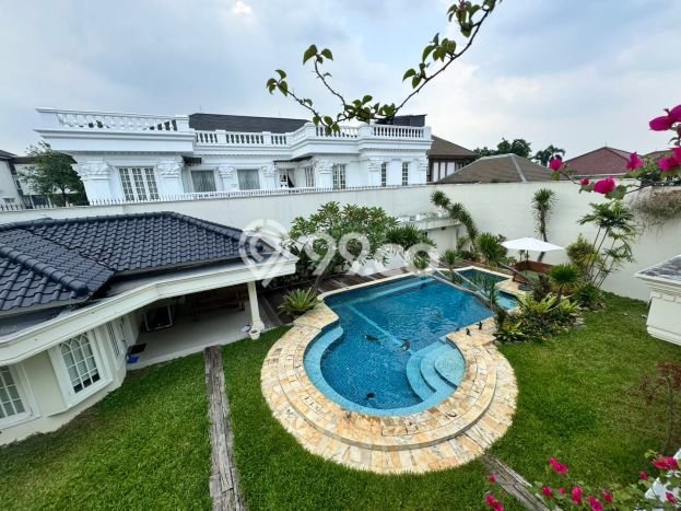 Siap Huni Rumah Mewah 5 Kamar di Cilandak Dekat ke Mana Pun Siap Huni Rumah Mewah 5 Kamar di Cilandak Dekat ke Mana Pun