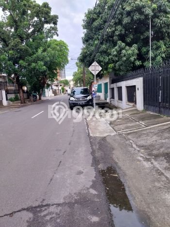 Hunian Mewah LB 250m2 Siap Pakai Desain Elegan di Rawamangun, Jakarta Timur Hunian Mewah LB 250m2 Siap Pakai Desain Elegan di Rawamangun, Jakarta Timur