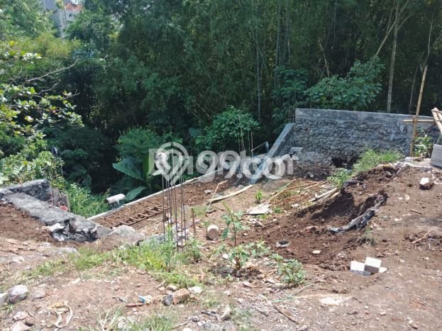 Tanah Dijual di Malang Seluas 408m2 Strategis Tanah Dijual di Malang Seluas 408m2 Strategis